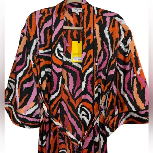 NWT Diane Von Furstenberg X Target Zebra Robe - Size XS - Picture 7 of 7